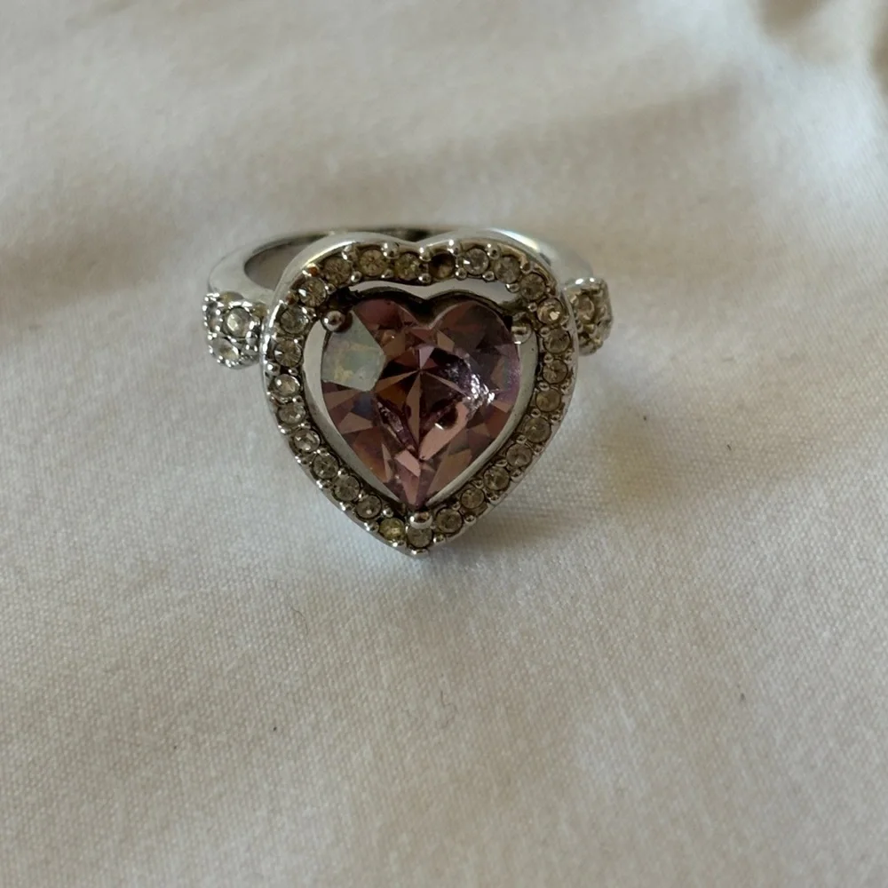 Purple Heart Rhinestone Ring Missing One Small Rhinestone - Picture 3 of 6